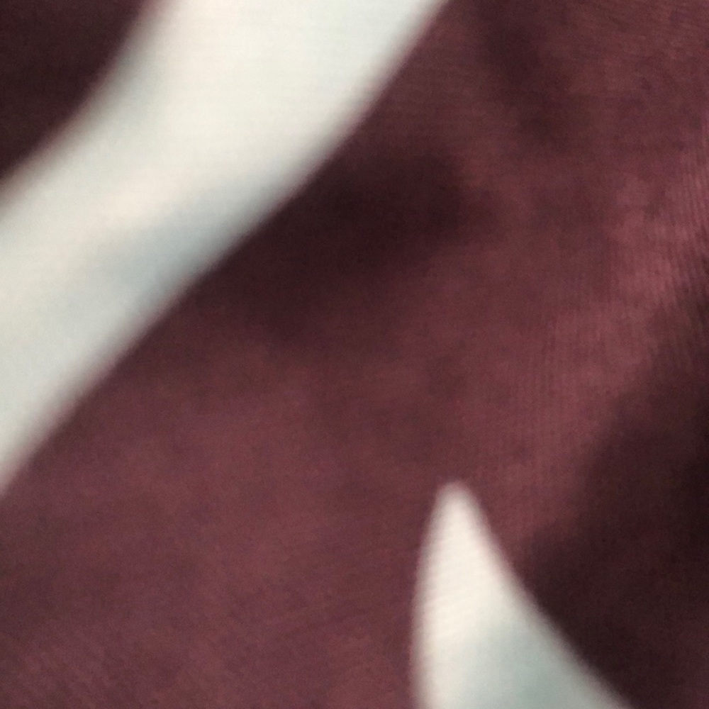 Meet your Posher, Leslie